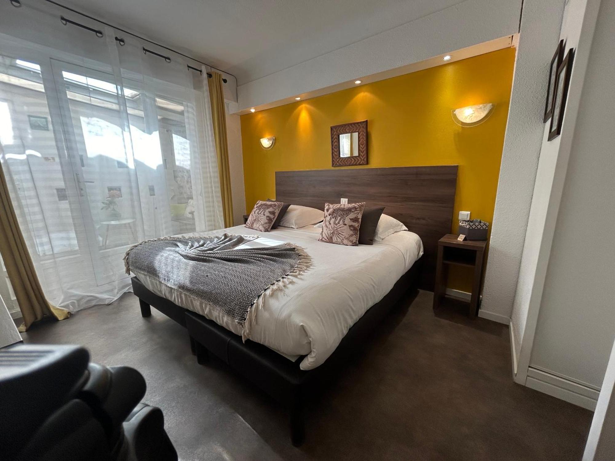 Ath Hotel Athenee Канни Екстер'єр фото