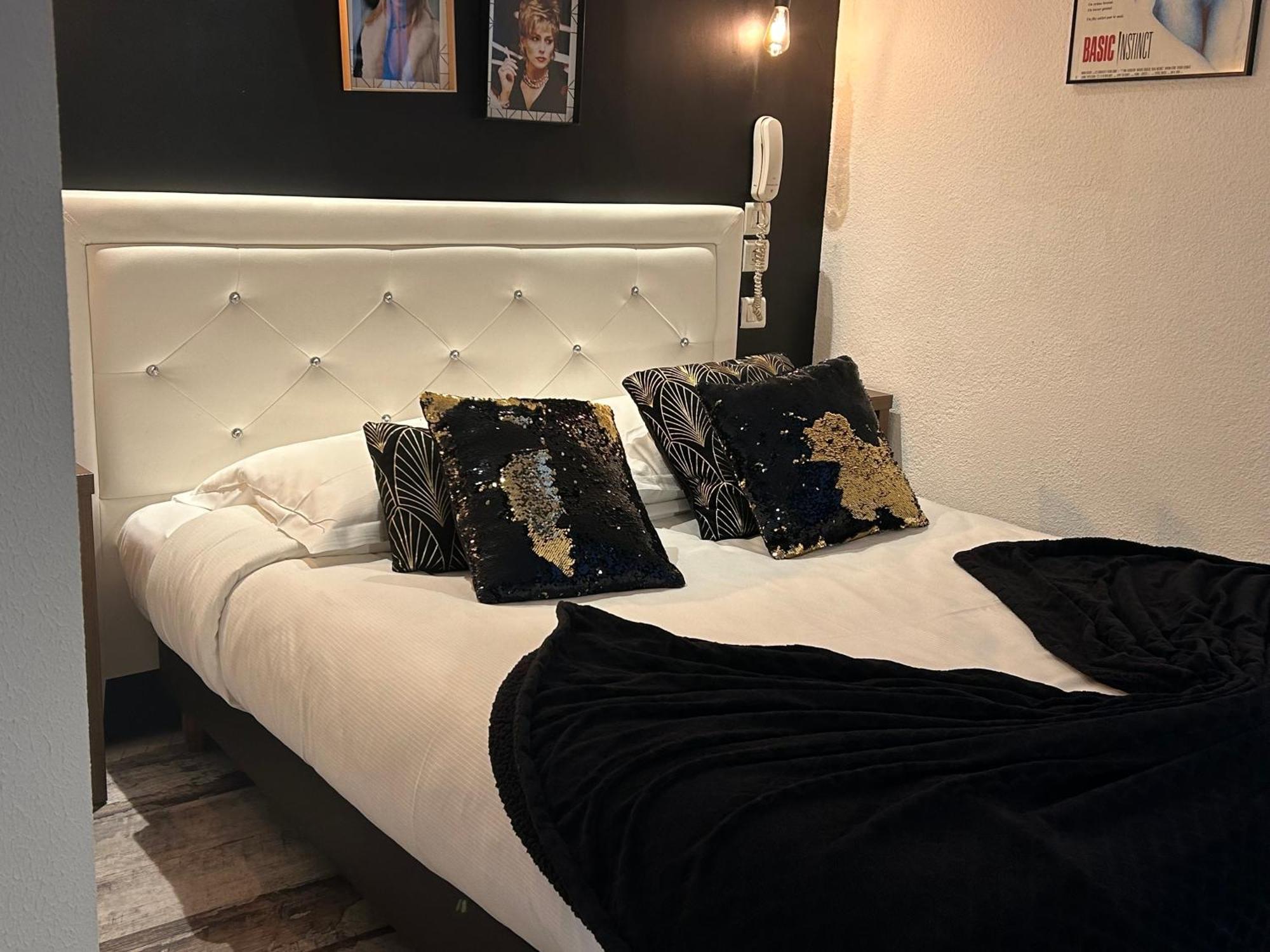 Ath Hotel Athenee Канни Екстер'єр фото